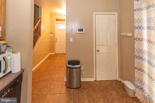 7001 Flag Harbor Dr, District Heights, MD 20747 - Photo 6