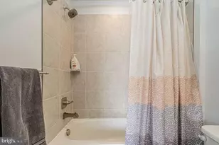 2703 Chelsea Willows Wy, Hyattsville, MD 20782 - Photo 18