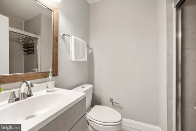 4058 Hanson Oaks Drive, Hyattsville, MD 20784 - Photo 16