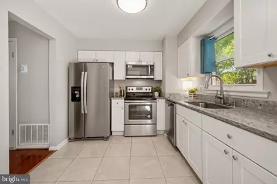 4058 Hanson Oaks Drive, Hyattsville, MD 20784 - Photo 4