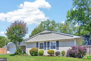 3905 Carvel Ln, Bowie, MD 20715 - Photo 4