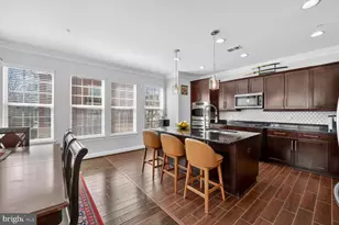 712 Sentry Square, Oxon Hill, MD 20745 - Photo 8