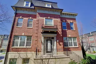 712 Sentry Square, Oxon Hill, MD 20745 - Photo 2