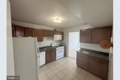 1836 Metzerott Road #1720, Hyattsville, MD 20783 - Photo 4