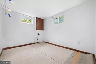 8803 63rd Ave, College Park, MD 20740 - Photo 30