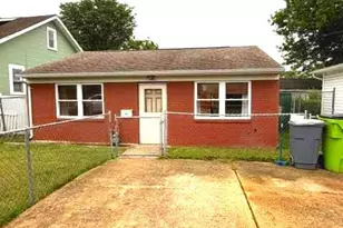 4301 Newark Rd, Brentwood, MD 20722 - Photo 2