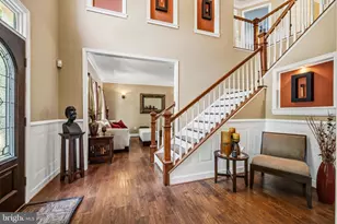 12104 Guinevere Pl, Glenn Dale, MD 20769 - Photo 2