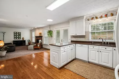 10300 Bending Brook Way, Upper Marlboro, MD 20772 - Photo 6