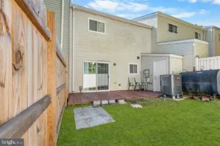 7714 Merrick Ln, Landover, MD 20785 - Photo 28