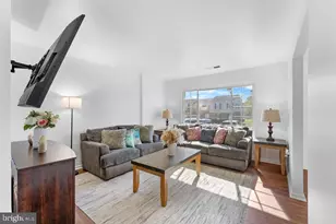 7714 Merrick Ln, Landover, MD 20785 - Photo 10