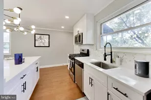 864 Neptune Ave, Oxon Hill, MD 20745 - Photo 16