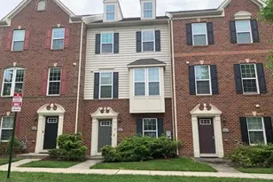 5315 Davis Point Ln, Greenbelt, MD 20770 - Photo 2
