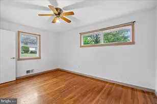 10909 Fleetwood Dr, Beltsville, MD 20705 - Photo 8