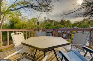 6628 Adrian St, Hyattsville, MD 20784 - Photo 6