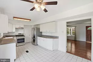 3007 Twisting Ln, Bowie, MD 20715 - Photo 8