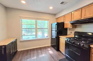 7266 Mahogany Dr, Hyattsville, MD 20785 - Photo 6