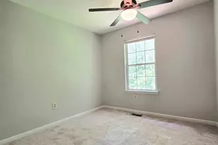 7266 Mahogany Dr, Hyattsville, MD 20785 - Photo 20
