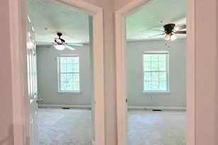 7266 Mahogany Dr, Hyattsville, MD 20785 - Photo 18
