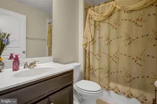 9317 Geaton Park Pl, Lanham, MD 20706 - Photo 8