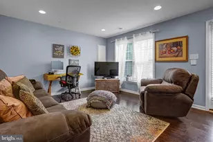 9317 Geaton Park Pl, Lanham, MD 20706 - Photo 6