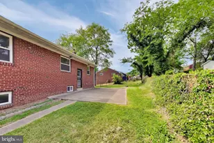 4206 Lyons St, Temple Hills, MD 20748 - Photo 38
