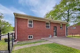 4206 Lyons St, Temple Hills, MD 20748 - Photo 34