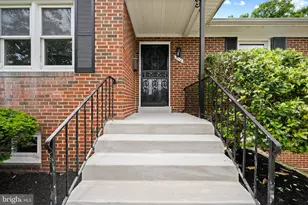 2112 Gaither St, Temple Hills, MD 20748 - Photo 2