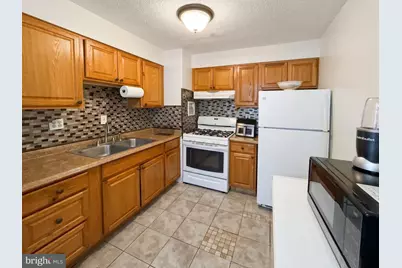 1822 Metzerott Road #401, Hyattsville, MD 20783 - Photo 8