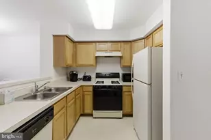 9901 Greenspire Way, Bowie, MD 20721 - Photo 14