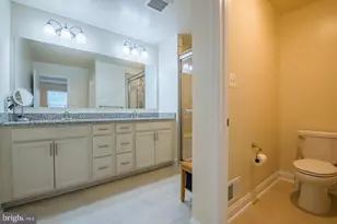 3831 Pentland Hills Dr, Upper Marlboro, MD 20774 - Photo 20