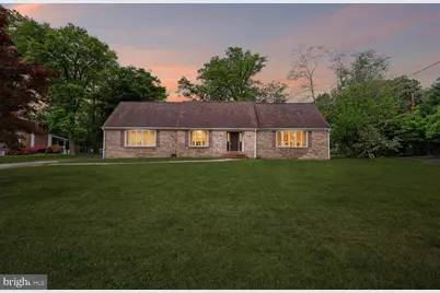 6701 Birch Lane, Temple Hills, MD 20748 - Photo 2