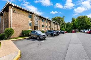 530 Wilson Bridge Dr, Oxon Hill, MD 20745 - Photo 1