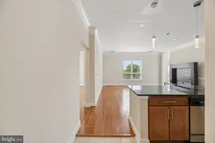 5400 Auth Rd, Suitland, MD 20746 - Photo 20