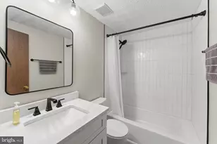 6255 Hammett St, Beltsville, MD 20705 - Photo 16