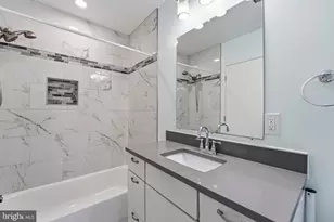 5715 Tennyson St, Riverdale, MD 20737 - Photo 16