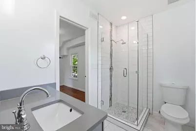 5715 Tennyson Street, Riverdale, MD 20737 - Photo 18