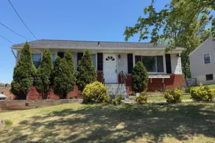 5918 Natasha Dr, Berwyn Heights, MD 20740 - Photo 2