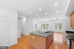 5610 Lustine, Hyattsville, MD 20781 - Photo 6