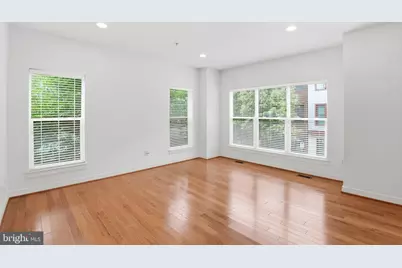 5610 Lustine, Hyattsville, MD 20781 - Photo 10