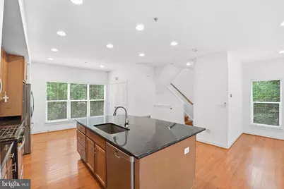 5610 Lustine, Hyattsville, MD 20781 - Photo 4