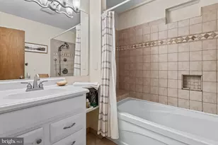 9130 Bridgewater St, College Park, MD 20740 - Photo 16