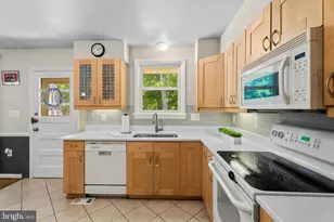 9130 Bridgewater St, College Park, MD 20740 - Photo 12