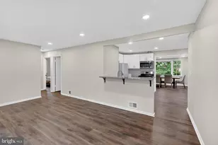 8122 Gavin St, Hyattsville, MD 20784 - Photo 2