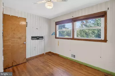 914 Linwood Street, Hyattsville, MD 20783 - Photo 8
