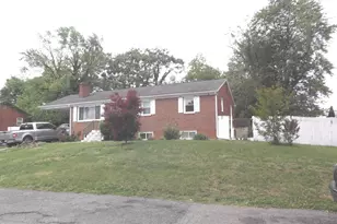 5801 Delta Ln, Suitland, MD 20746 - Photo 20