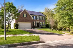 5201 Chestnut Manor Ct, Upper Marlboro, MD 20772 - Photo 2