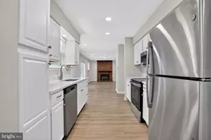 9510 Fox Run Dr, Clinton, MD 20735 - Photo 16
