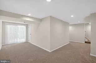 9510 Fox Run Dr, Clinton, MD 20735 - Photo 8