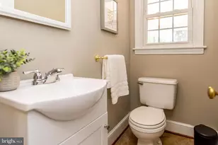 14107 Rectory Ln, Upper Marlboro, MD 20772 - Photo 18