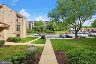 3342 Huntley Sq Dr, Temple Hills, MD 20748 - Photo 4
